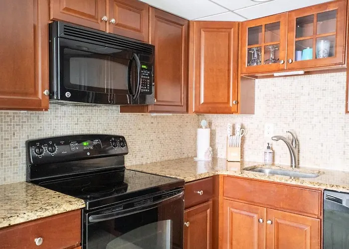 2 Bedrooms With Views And In Walking Distance To Seacrets! * Ocean City