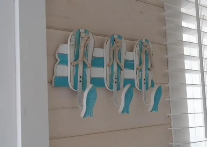 2 Bedrooms With Views And In Walking Distance To Seacrets! Ocean City